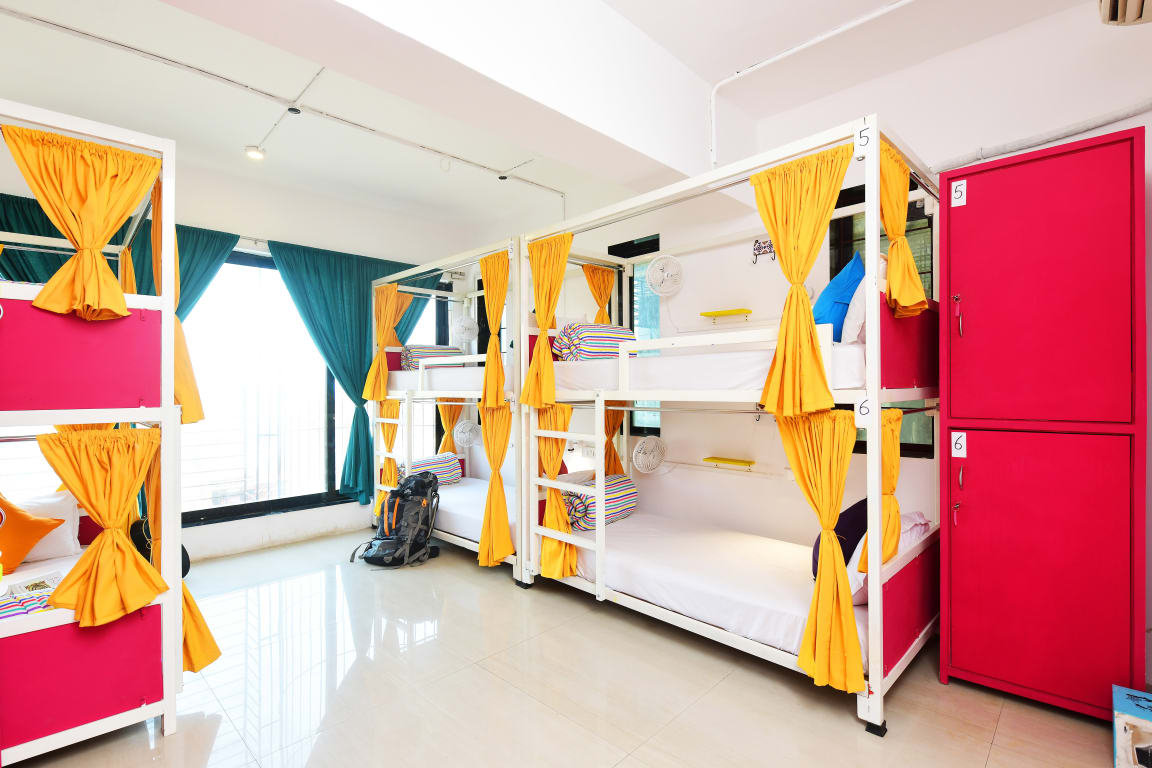 Best 15 Backpackers Hostels In Mumbai (2020) 8