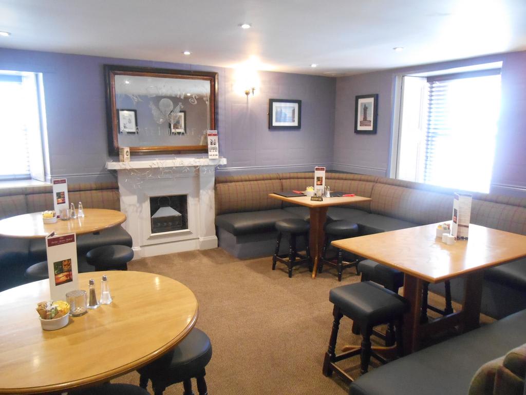 Airlie Arms
