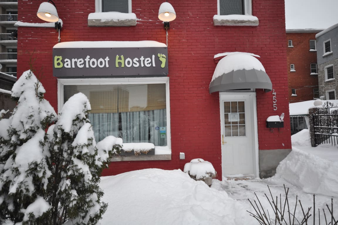 Barefoot Hostel