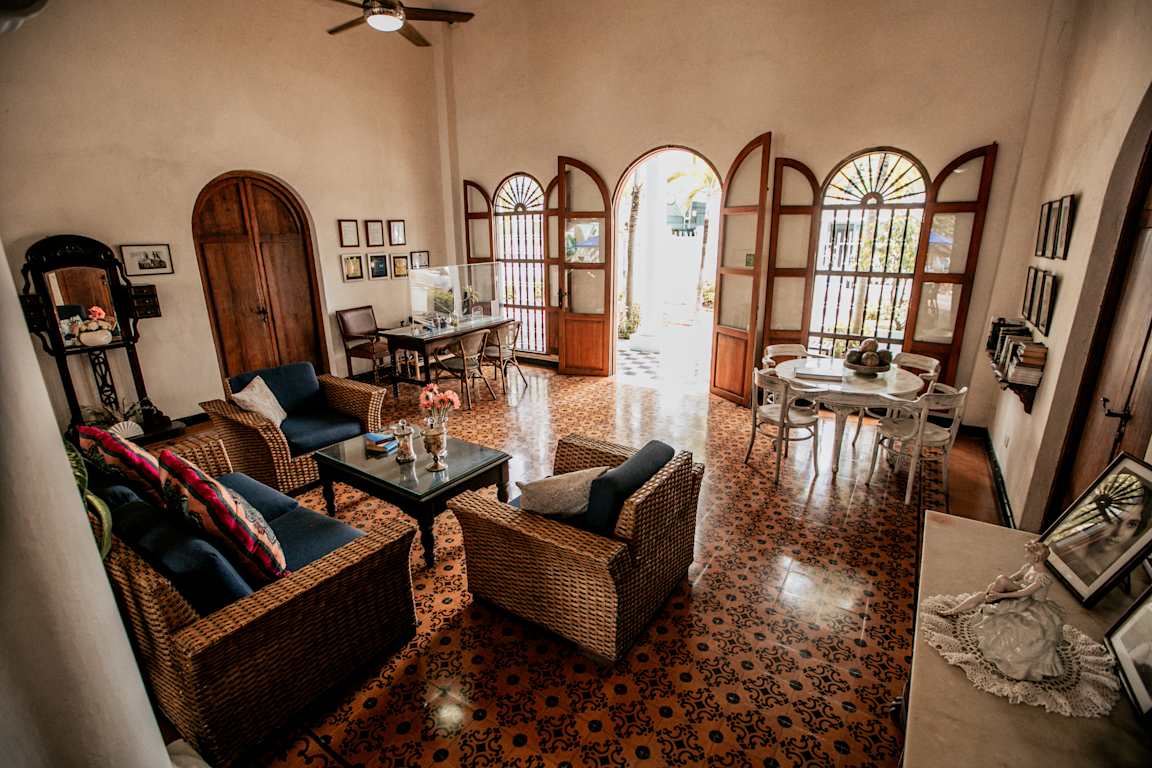 Casa Bustamante