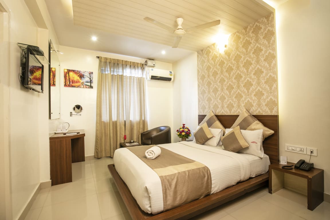 Aishwarya Suites
