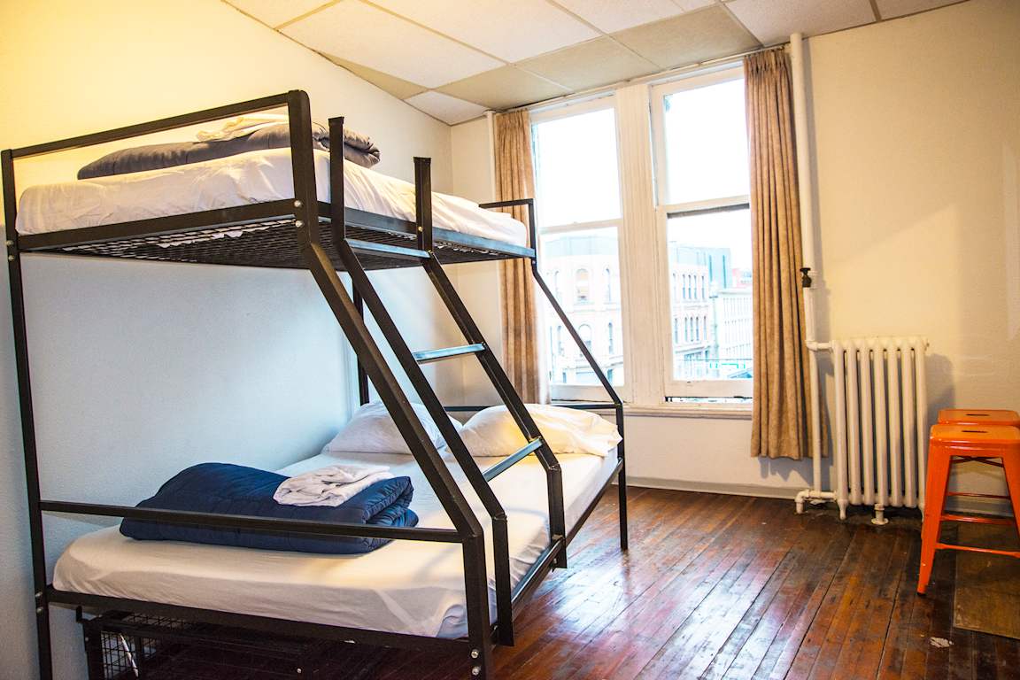 Cambie Hostel - Gastown