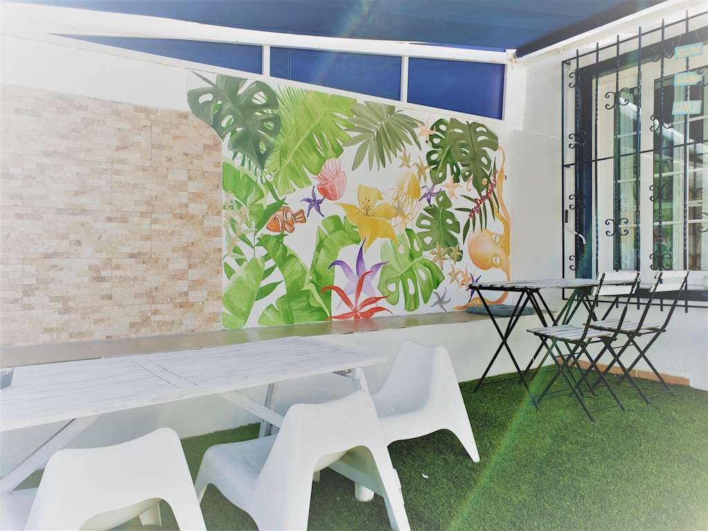 Endless Summer House