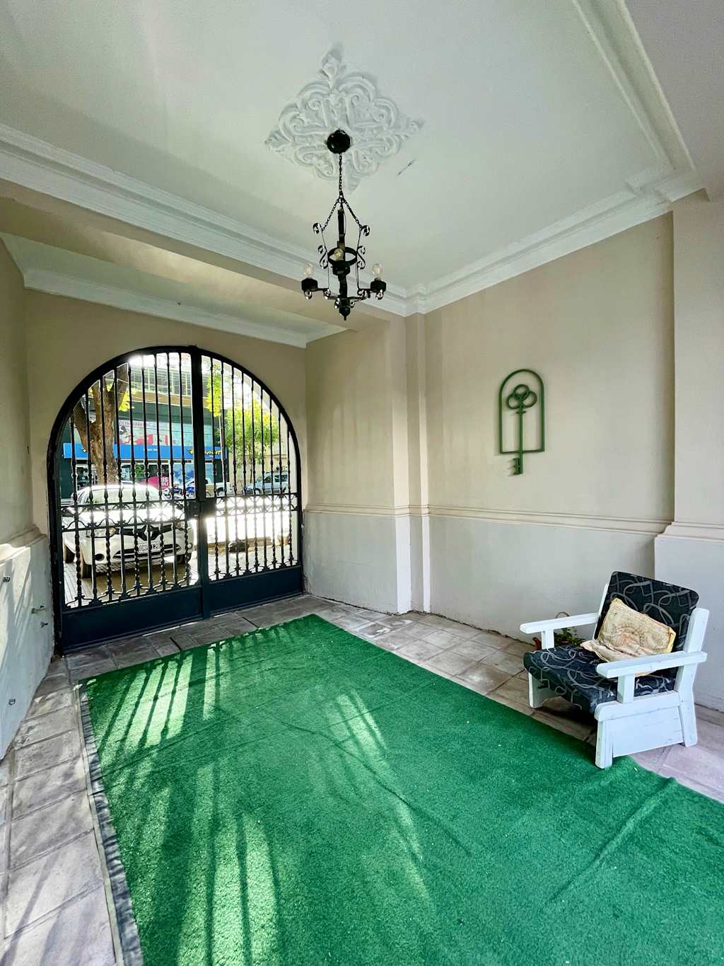 Gallery 9