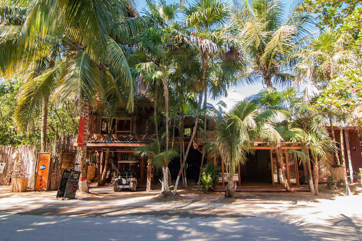 Hostels in Tulum | Bambu Gran Palas Hostel 