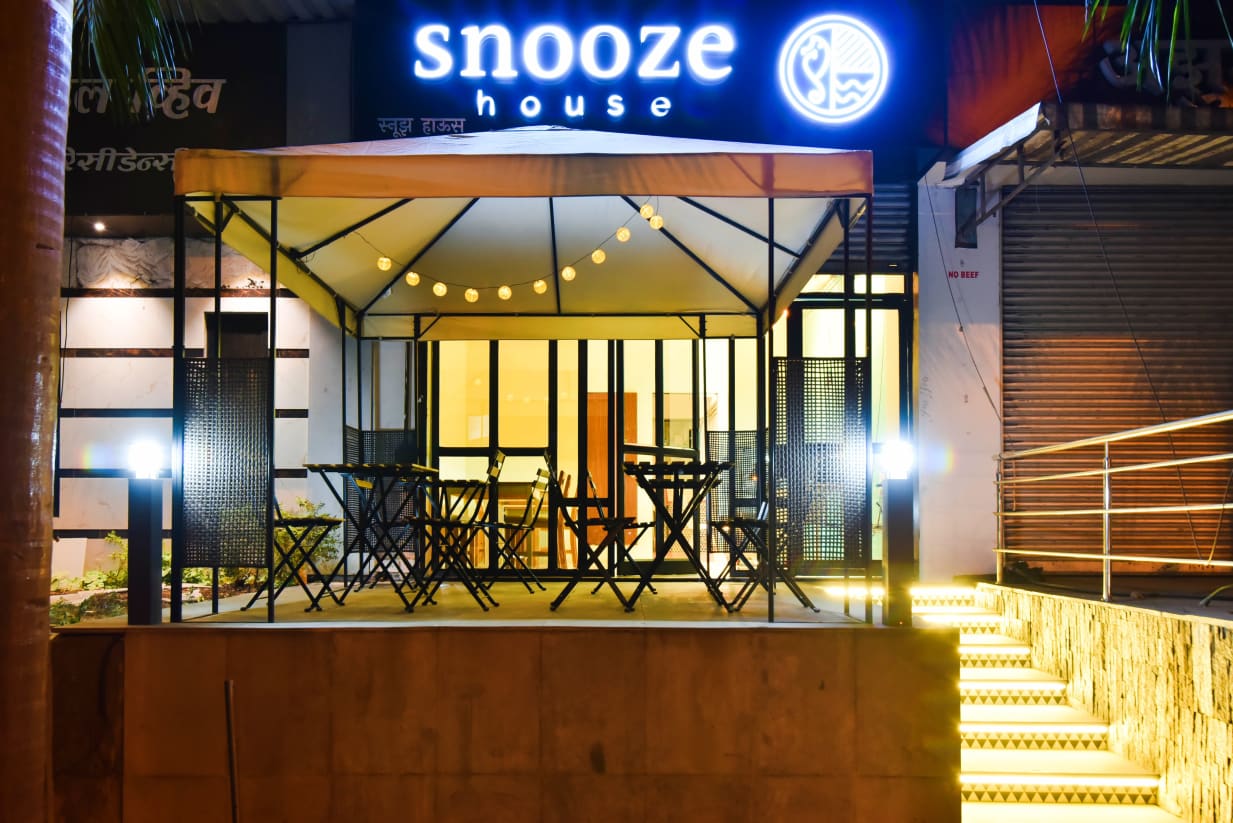 Snooze House
