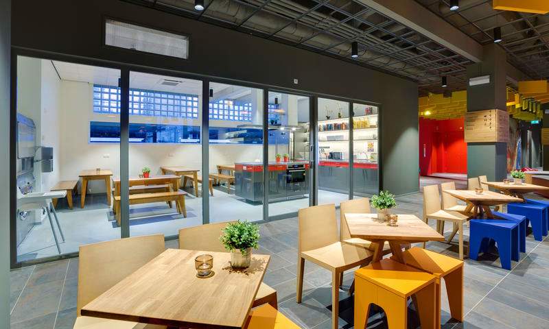 MEININGER Hotel Amsterdam CIty West [(c)Foto: Hostelworld]
