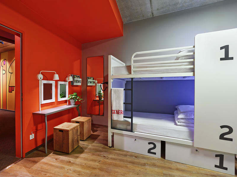 Literas en un dormitorio del Generator Berlin Mitte [Foto: Hostelworld]