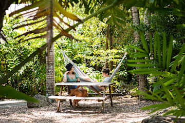 Airlie Beach Magnums – Adults only, Airlie Beach