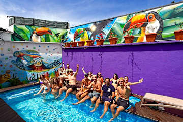 Tropicana Hostel, Antigua