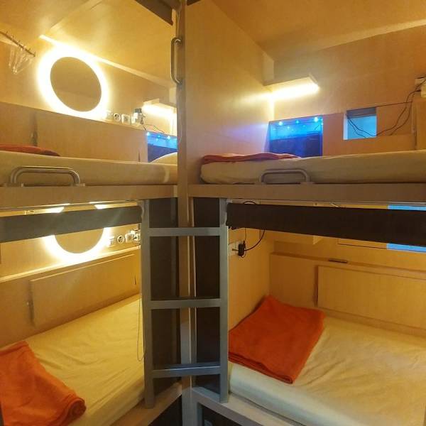 Inap At Capsule Hostel - Bandung