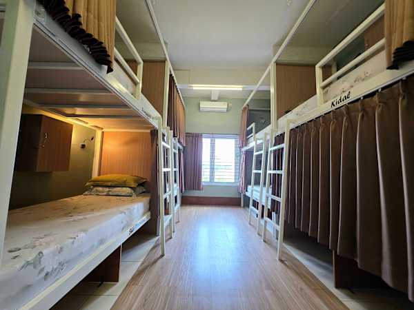Little Malang Hostel - Malang