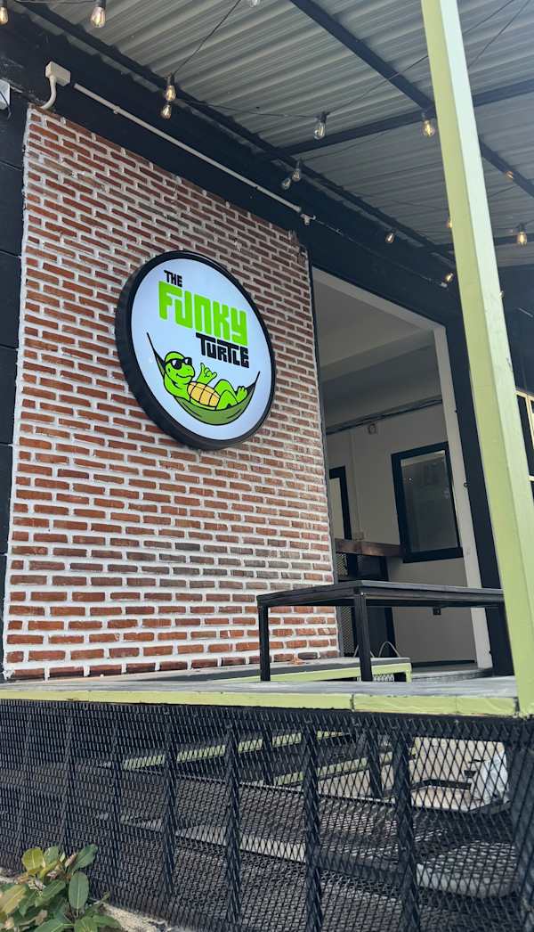 The Funky Turtle Hostel - Ko Tao