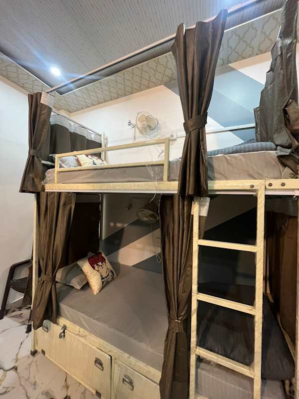 Yovibe Stays, Varanasi - Varanasi