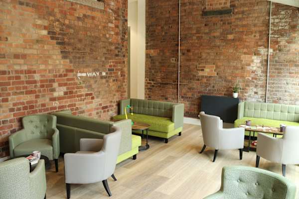 Gateway Lodge - Derbyshire