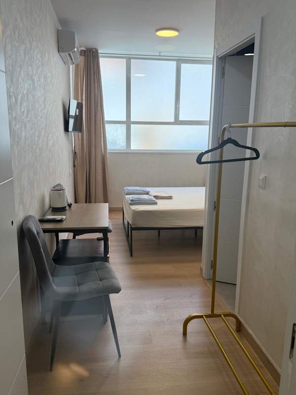 Multi Hostal Bm 71 - Madrid