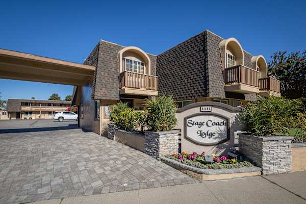 Stage Coach Lodge - Pacific Grove