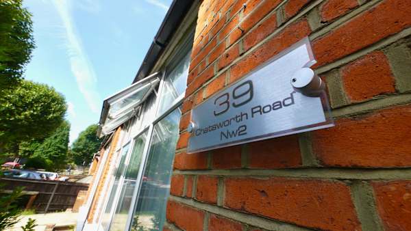 24/7 London Hostel - London