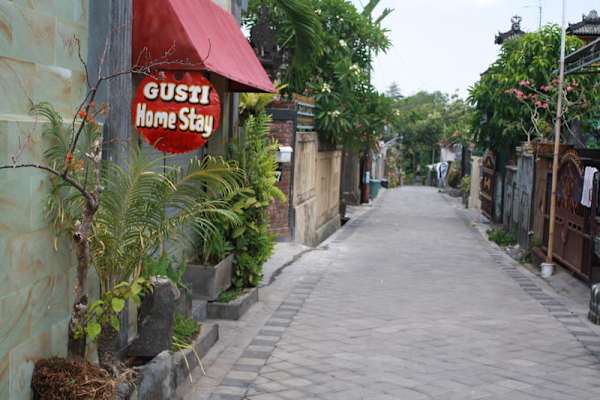 Gusti Homestay Bali - Denpasar