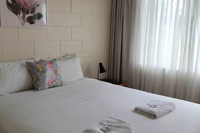 Lake Central Cairns, Cairns