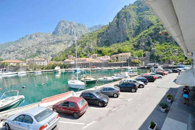 Pupa Hostel, Kotor