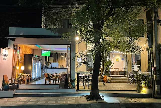 Give Me 5 Hostel, Chiang Mai
