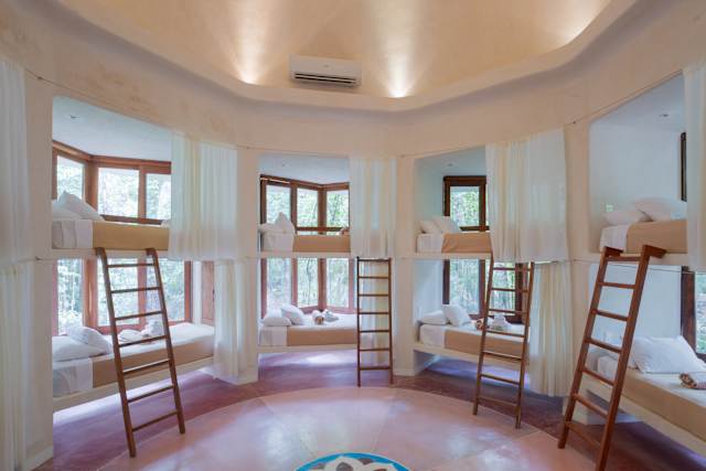 The Beehive Experience, Tulum