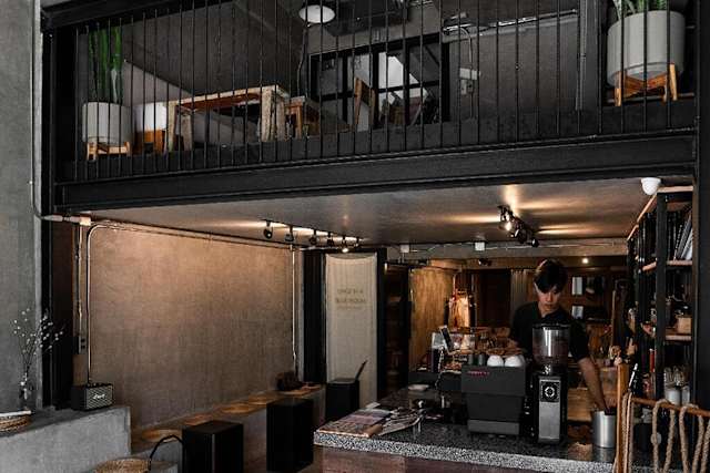 Once In A Blue Moon Cafe & Hostel, Chiang Mai