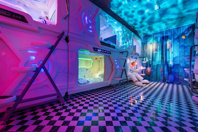 Space Station Hostel, Bangkok