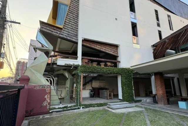 One More Space, Chiang Mai