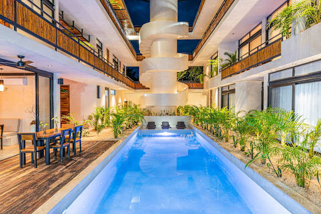 Irie Tulum, Tulum