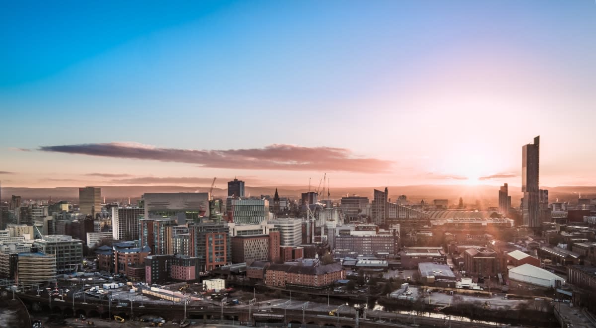 Hotels in Manchester | Book Cheap Hotel Rooms From €9