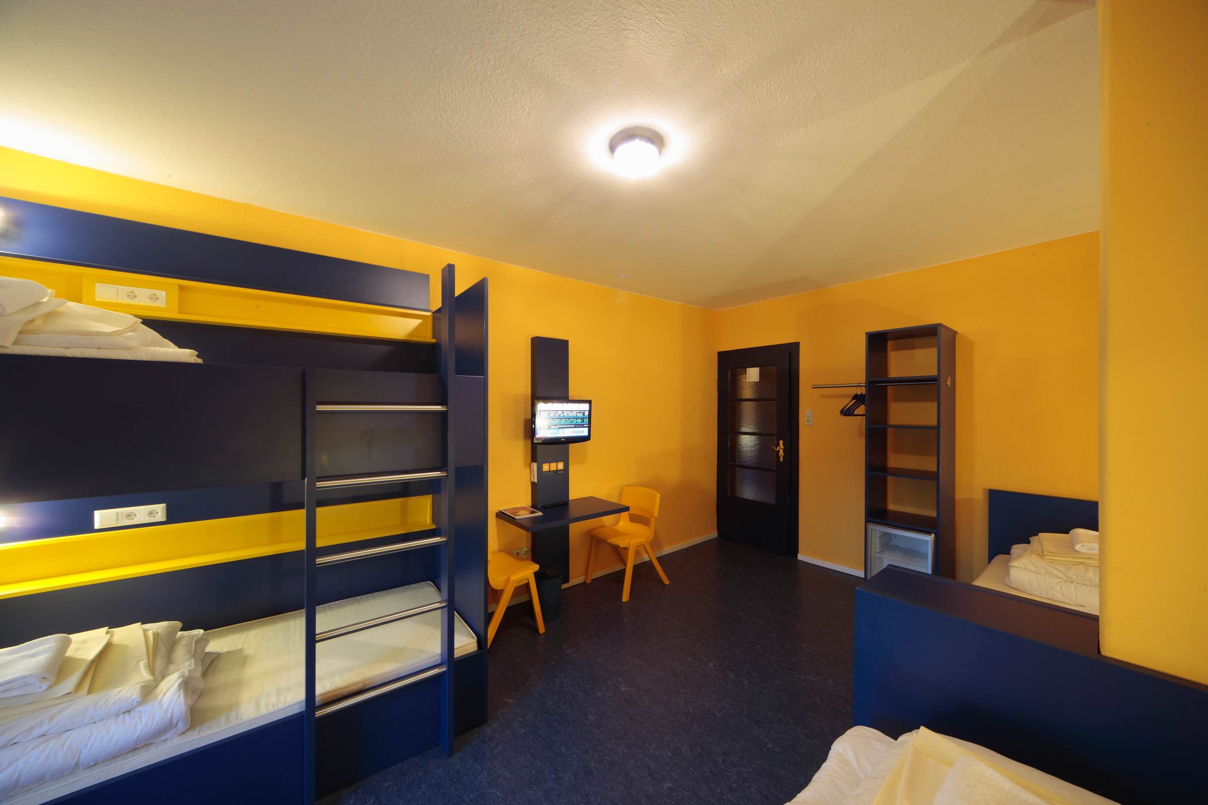 Reviews of Bed’nBudget ExpoHostel Dorms in Hannover