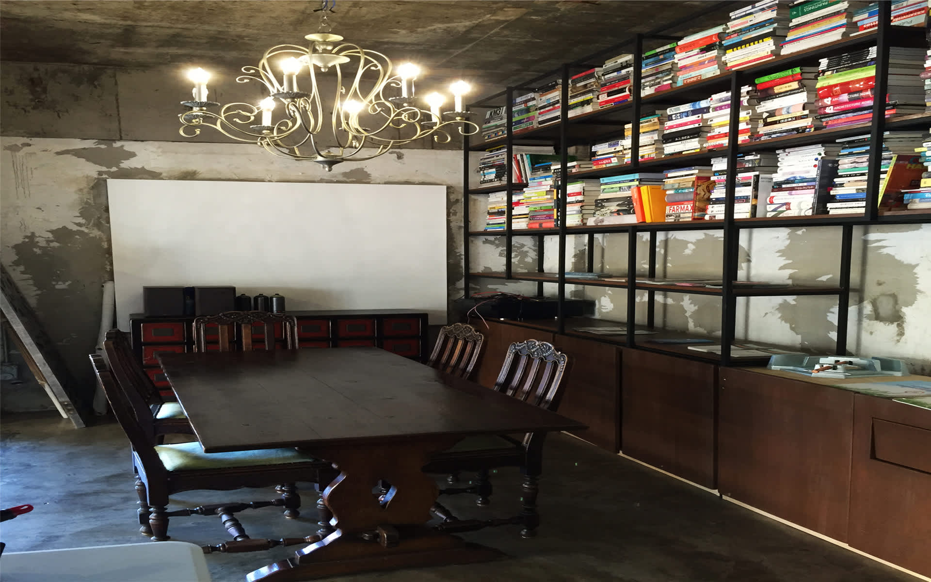 Maro Hostel