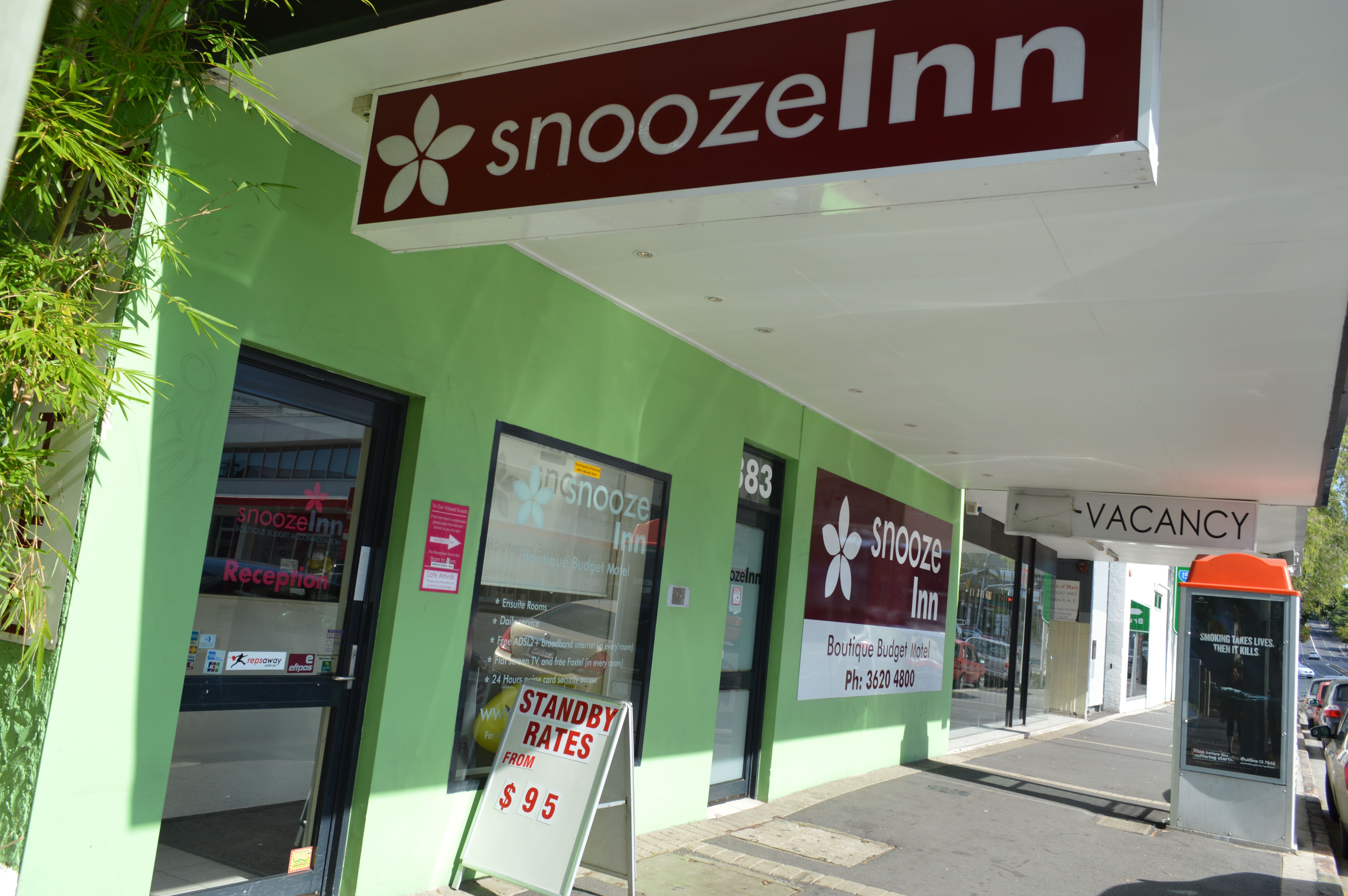 The Snooze Inn in Brisbane, Australia Book Budget Hotels with