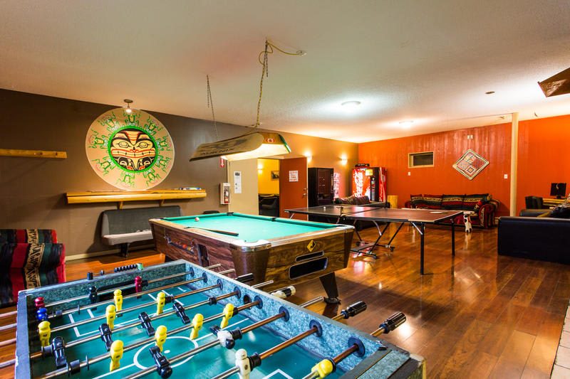 The Raging Elk International Hostel Fernie