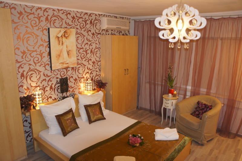 Agentia H Apartments