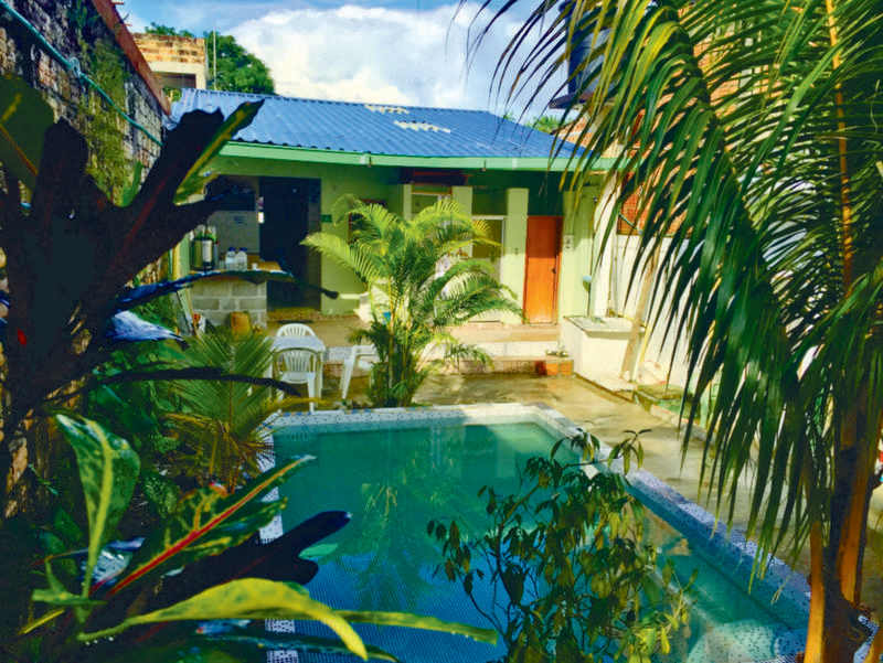 Anaira Hostel