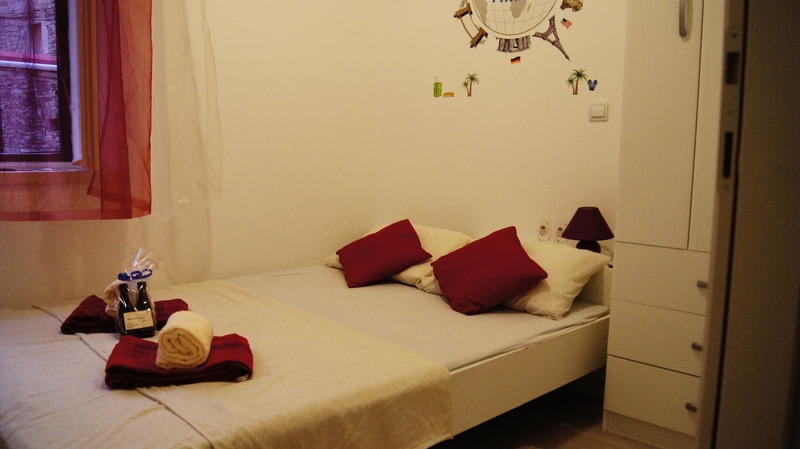Micro Rooms