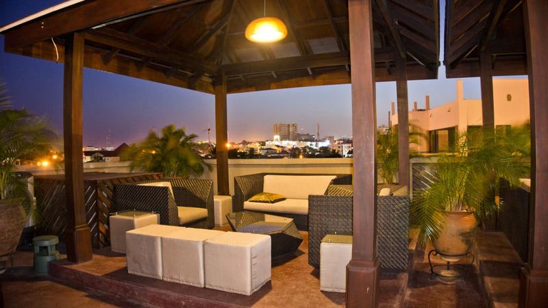 Tropical Enclave Hotel
