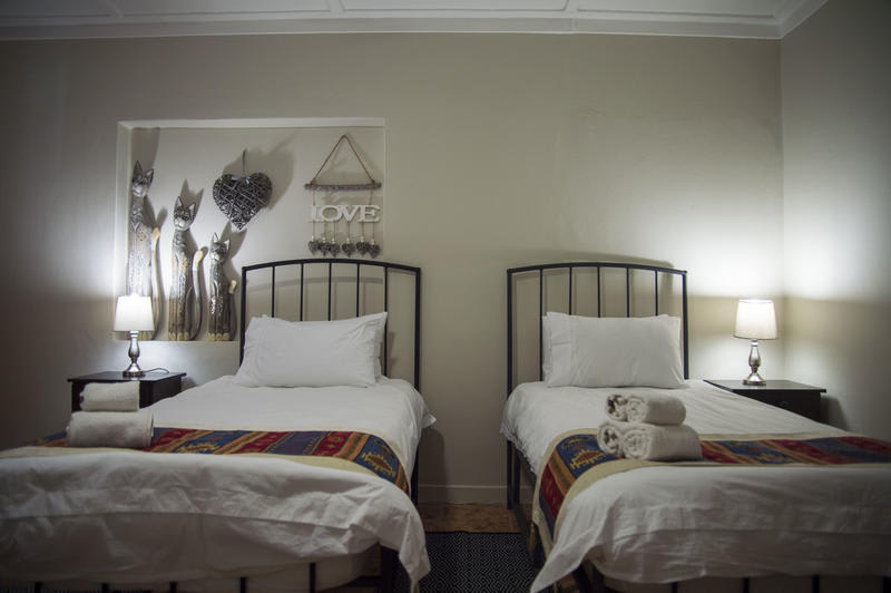 Tsumeb Backpackers & Safaris