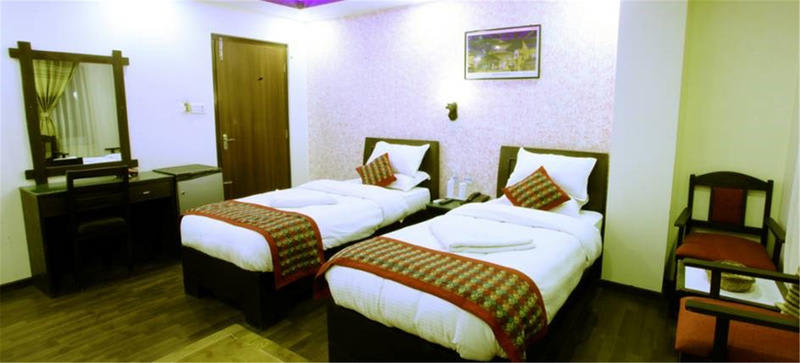 Alpine Hotel and Apartment