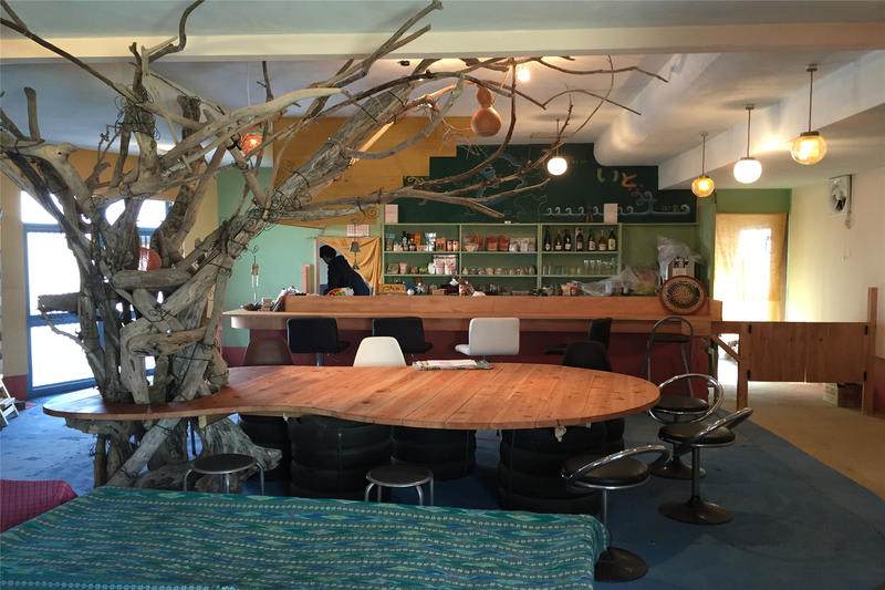 Guesthouse&Cafe OHANA in Omishima