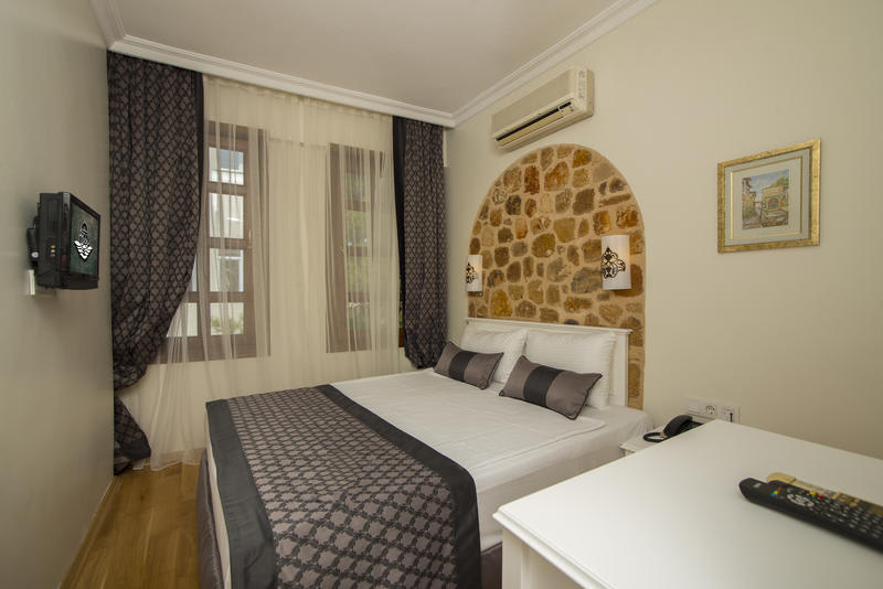 Argos Hotel