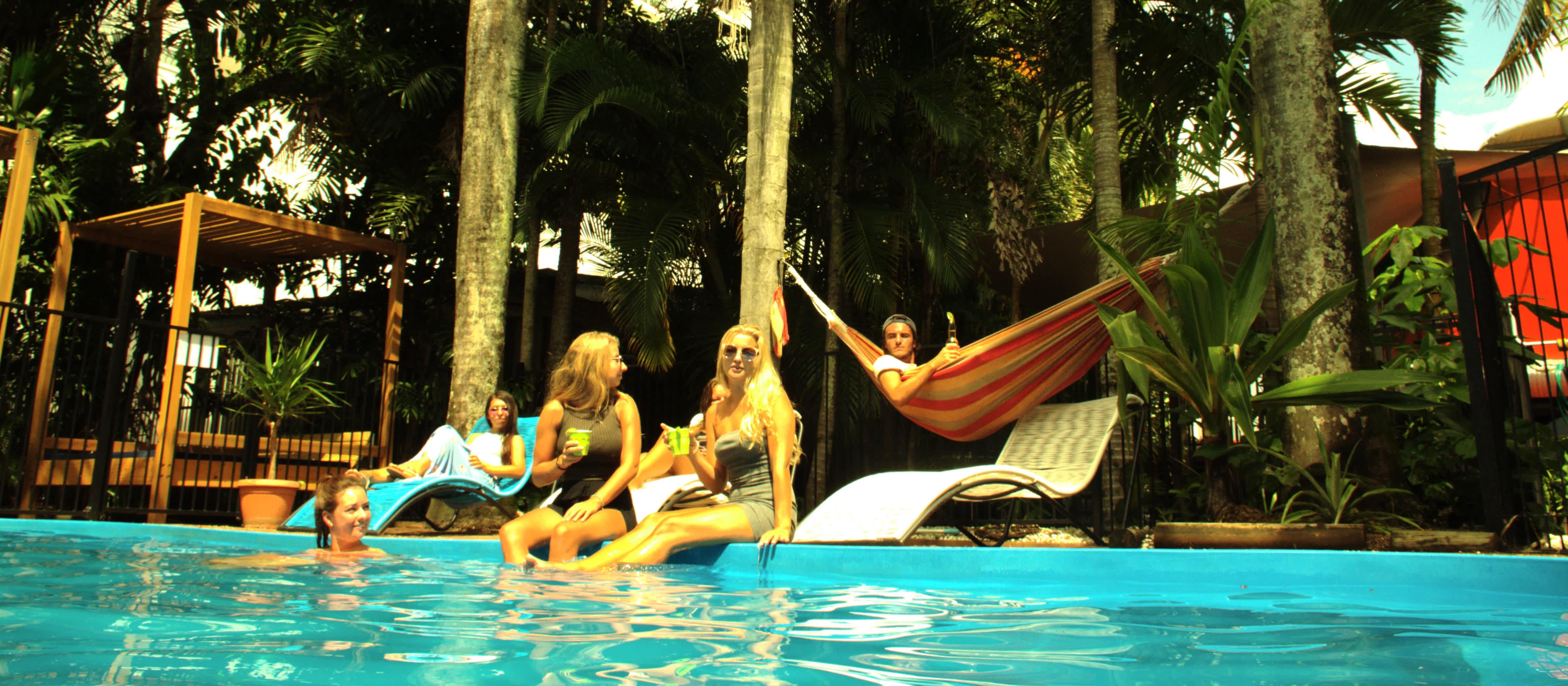 Mad Monkey Backpackers Cairns