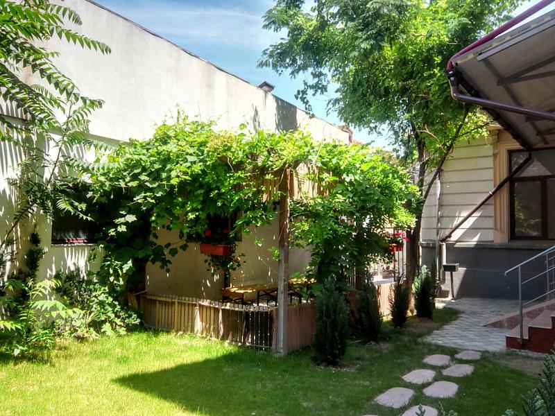 Central Guesthouse