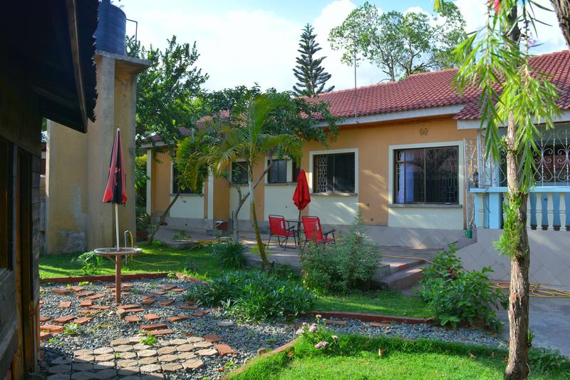 Mazzola Safari House & Backpacking