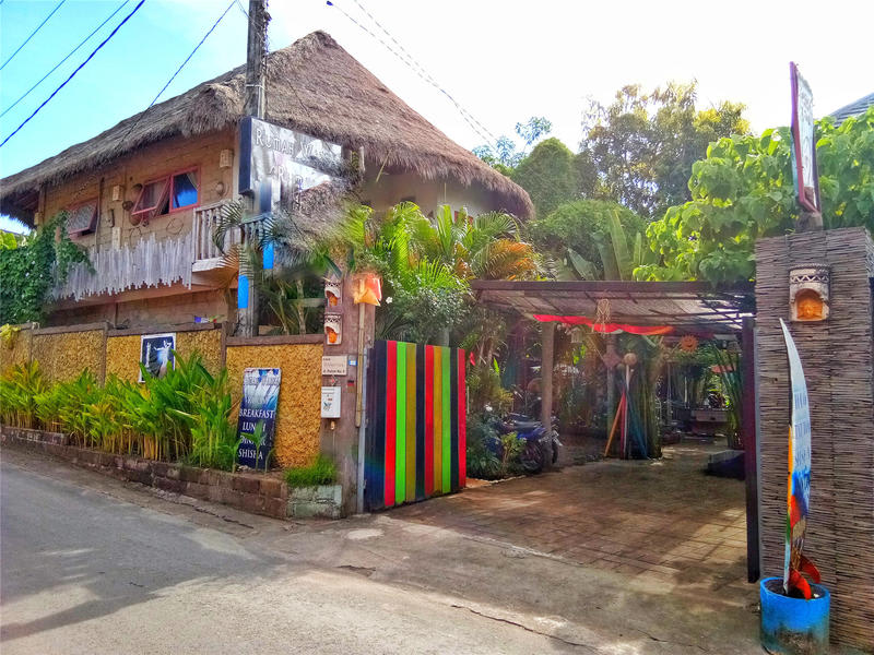 Rumah Warna