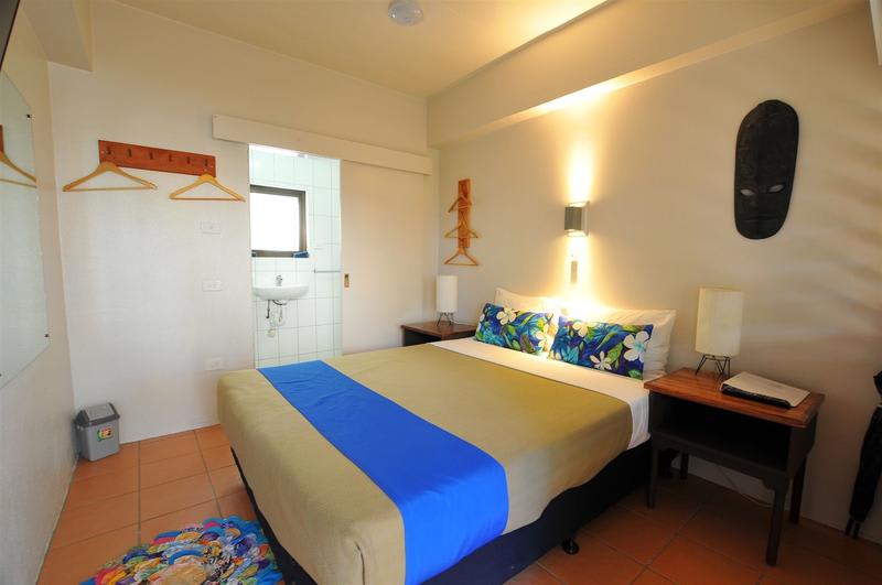 Oasis Palms Hotel