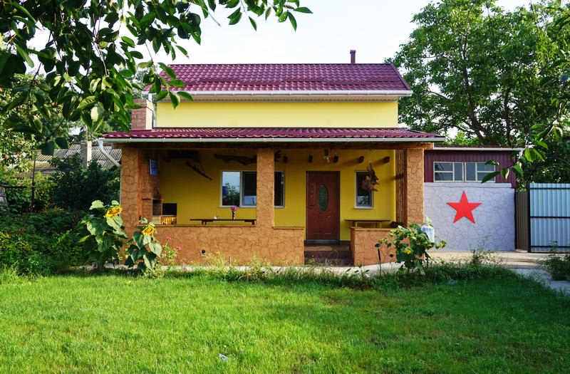 Red Star Hostel